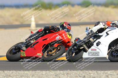 media/Sep-25-2022-CVMA (Sun) [[ee08ed6642]]/Race 6 Amateur Supersport Open/